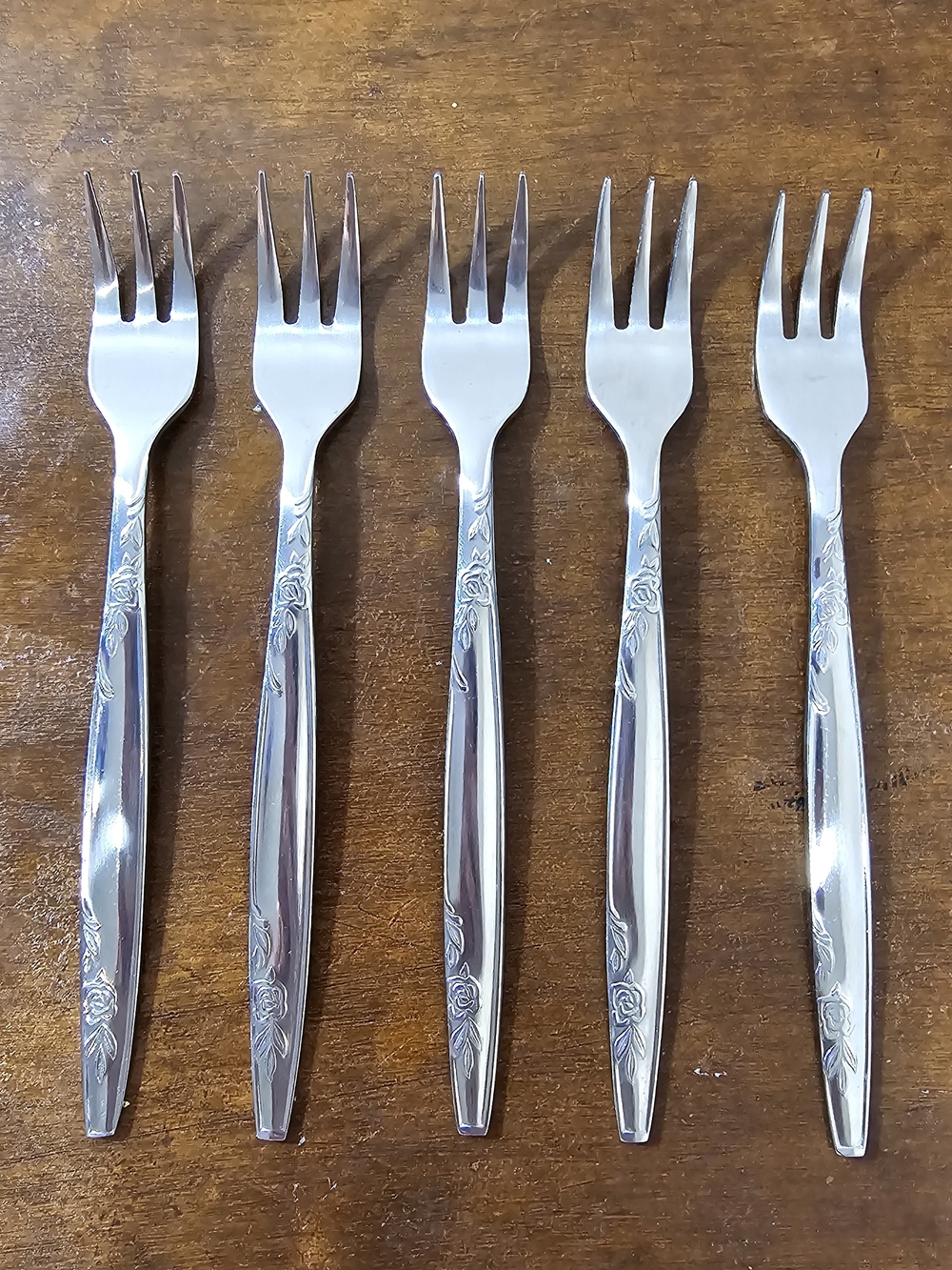 Vintage IIC Imperial International Stainless Rose Cocktail Dessert Forks 5 Set